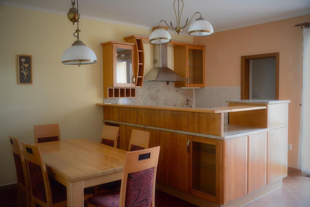 Harmony Hall Apartments Hradec Králové Екстериор снимка